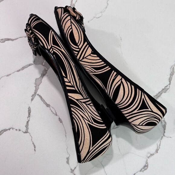 Anne Klein | Nifty Women’s Peep Toe Flats Black Tan Pattern 7.5M - Picture 6 of 10